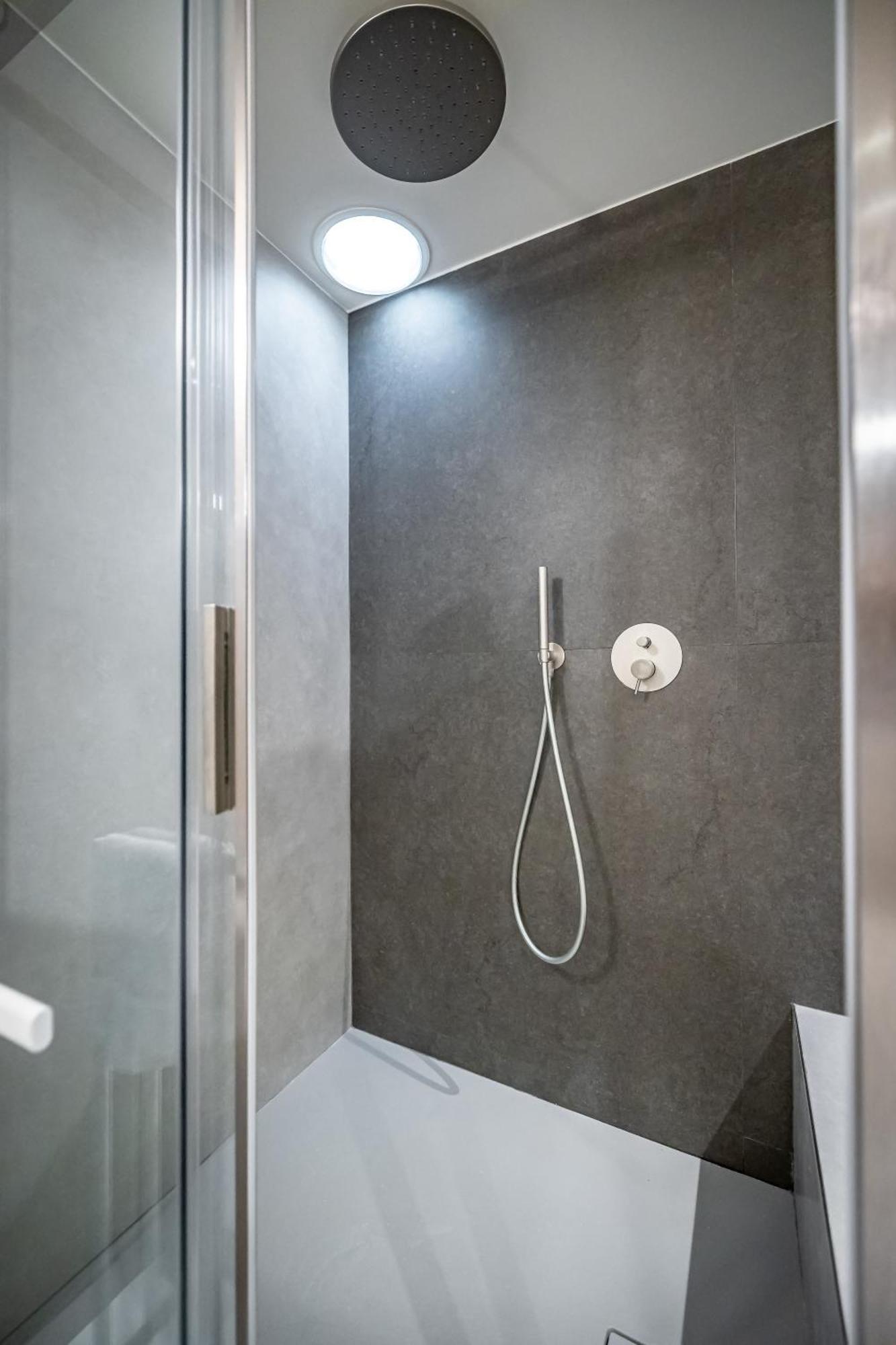 Dimora Collection - Le Corti - Boutique Luxury Suites In A Restored 13Th Century Convent, With Sauna And Gym (Adults Only) ฟลอเรนซ์ ภายนอก รูปภาพ