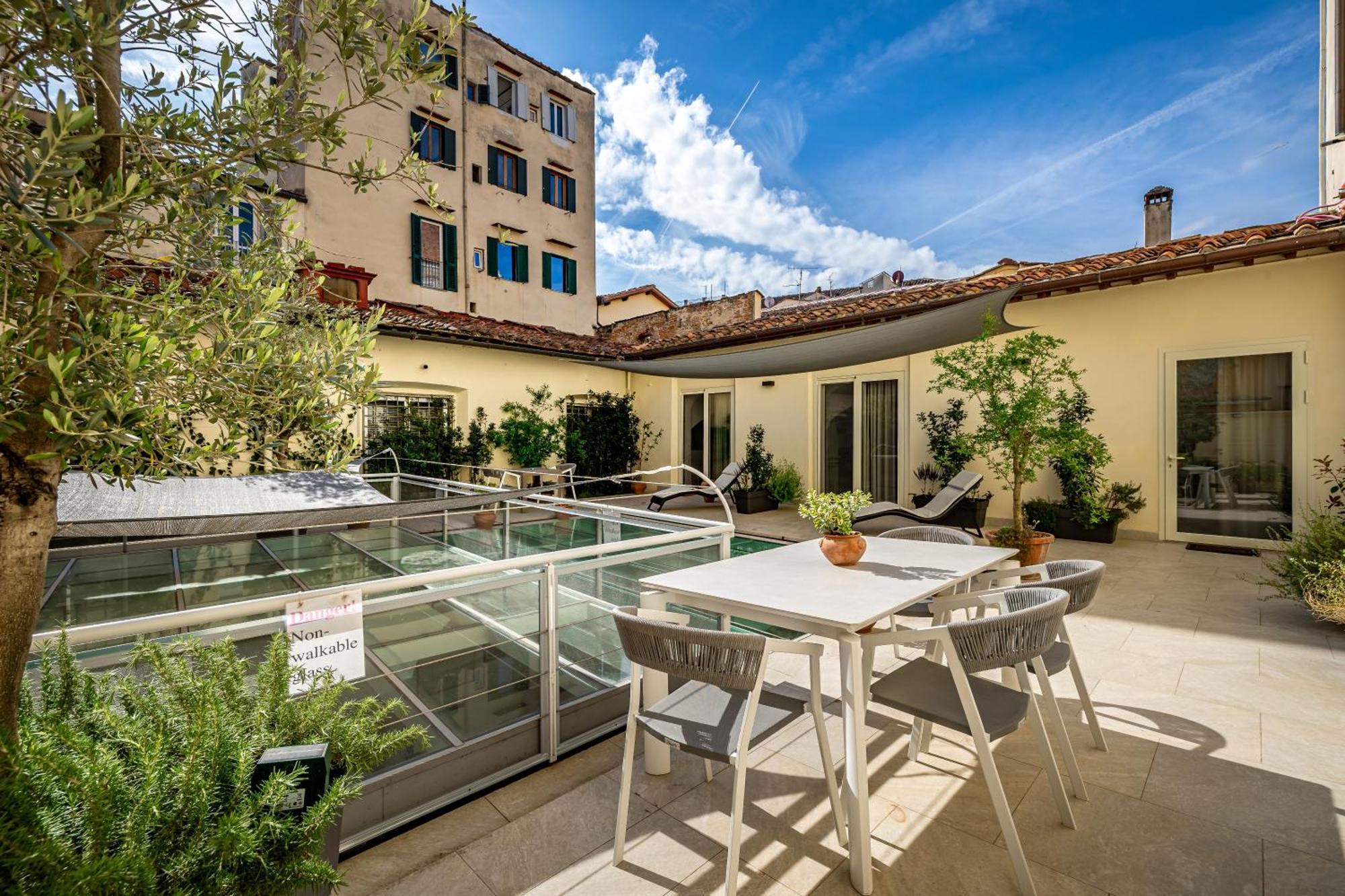 Dimora Collection - Le Corti - Boutique Luxury Suites In A Restored 13Th Century Convent, With Sauna And Gym (Adults Only) ฟลอเรนซ์ ภายนอก รูปภาพ